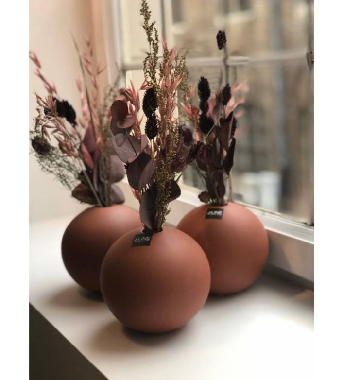 Terracotta bolle pot met droogboeket